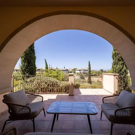 Appartement Aphrodite Hills Golf Ground Floor With Private Garden Kouklia
