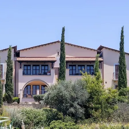 Aphrodite Hills Golf Ground Floor With Private Garden