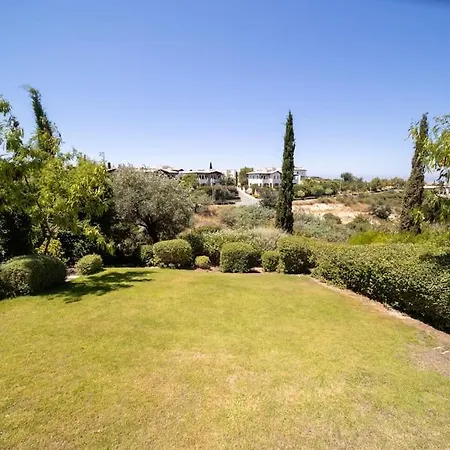 Aphrodite Hills Golf Ground Floor With Private Garden Appartement