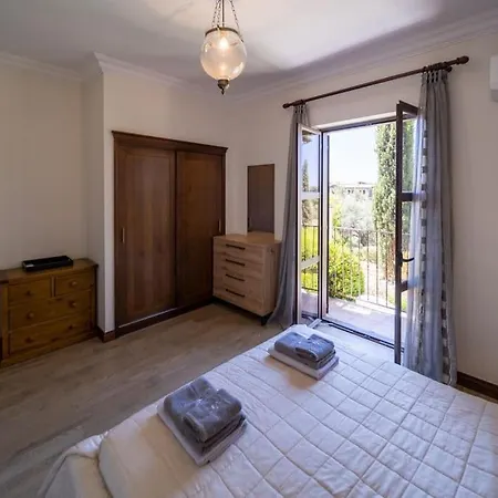 Aphrodite Hills Golf Ground Floor With Private Garden * Kouklia